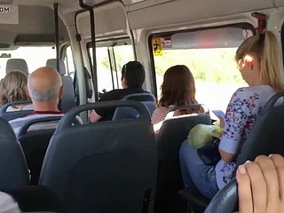 anh chàng may mắn trên xe buýt.