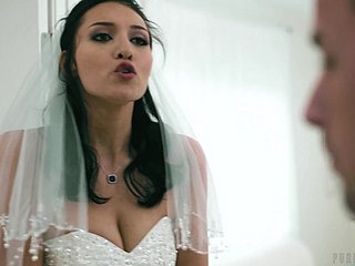 يحصل خبطت قذرة العروس بيلا رولان يوم الزفاف