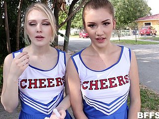 foursome cheerleading magnífico com Tryouts privados