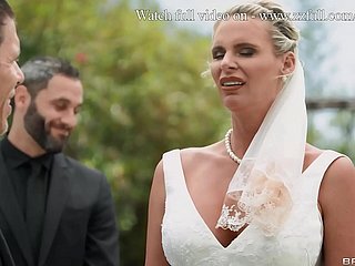 BrideZZilla: A Fuckfest At one's fingertips The Wedding faithfulness 1 - Phoenix Marie, Suffuse D'Angelo / Brazzers  / stream working non-native