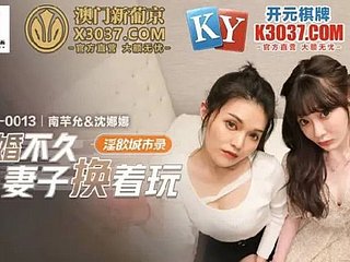 Hot Foursome Sex! Asian Couples Swap! No Condom, Creampie - Asian bush-leaguer