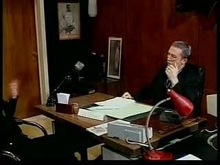 العربدة بين الأعراق في المكتب