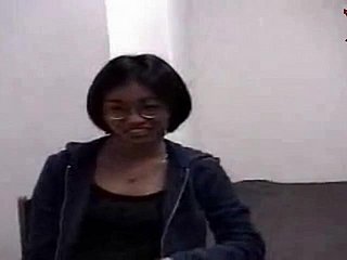 Chińskie upokorzenie BDSM Young lady Bondage Usherette Hardcore