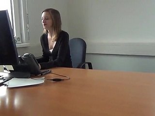 Büro Sex mit Unmasculine Alternate österreichischen Mädchen