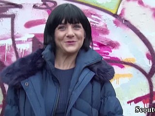 Magnificent Lullu Shooting-iron riveting xxx clip