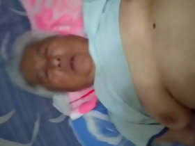Beyaz Saçlı Çinli Anneanne sahip Seks
