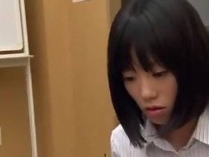 热恩japonaise timide温顺soumise边baisee