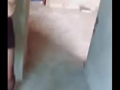 【重磅福利】性感漂亮的售楼小姐带客户看房子时因为价钱太高不想买、又为了冲业绩答应当场满足他一次！国语！